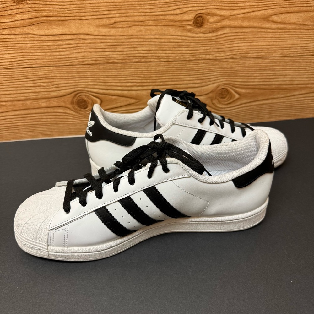 Adidas Superstar Low Top White with Black Stripes Shell Toe Sneakers Mens 12 - Picture 4 of 10